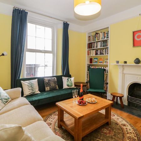 Вілла 27 Exeter Street Тінмут Екстер'єр фото